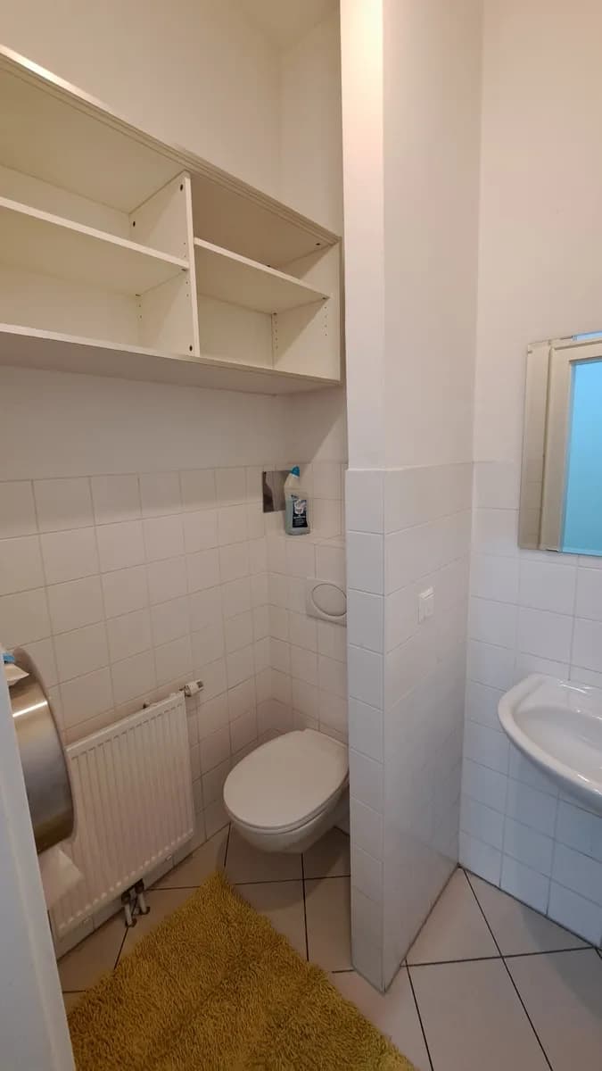 2-Zimmer-Gewerbeimmobilie mieten in Wien – 45 m², € 857 – Bild 8 von 15