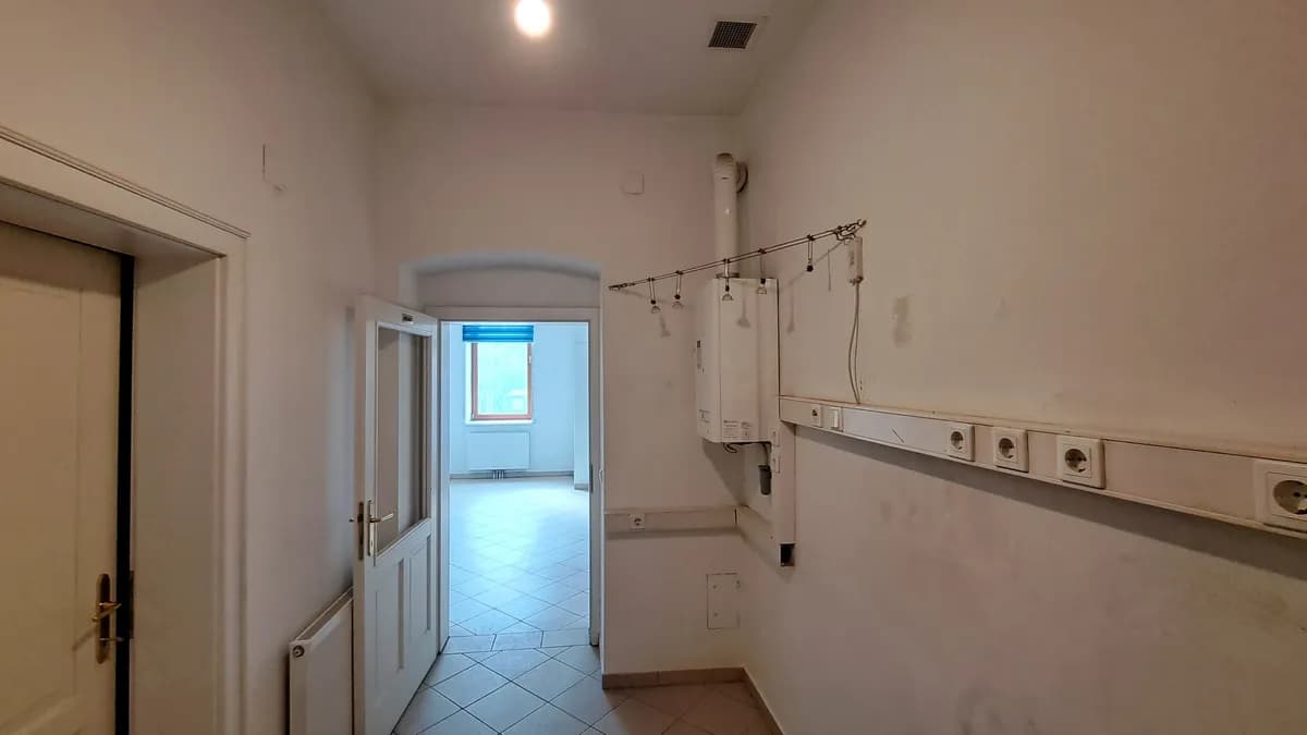 2-Zimmer-Gewerbeimmobilie mieten in Wien – 45 m², € 857 – Bild 11 von 15