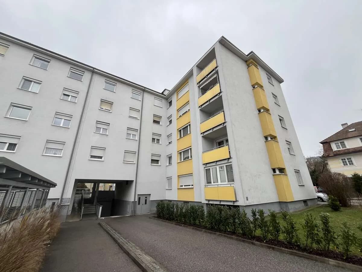 5-Zimmer-Wohnung kaufen in Amstetten – 91,35 m², € 240.000 – Bild 2 von 24