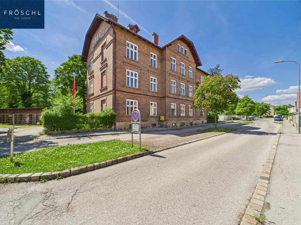 18-Zimmer-Gewerbeimmobilie kaufen in Neunkirchen – 553 m², € 630.000 – Bild 7 von 25
