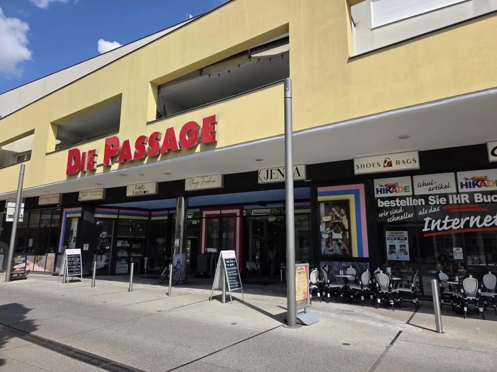Gewerbeimmobilie mieten in Baden – 92 m², € 1.633