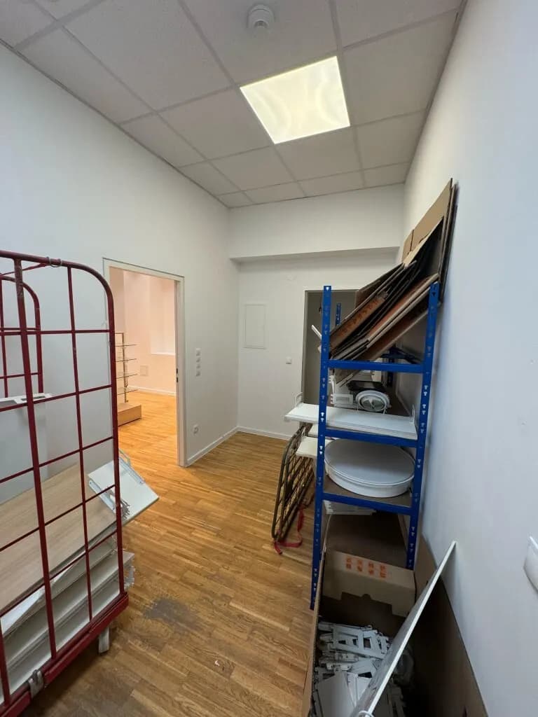 Gewerbeimmobilie mieten in Baden – 92 m², € 1.633 – Bild 8 von 13