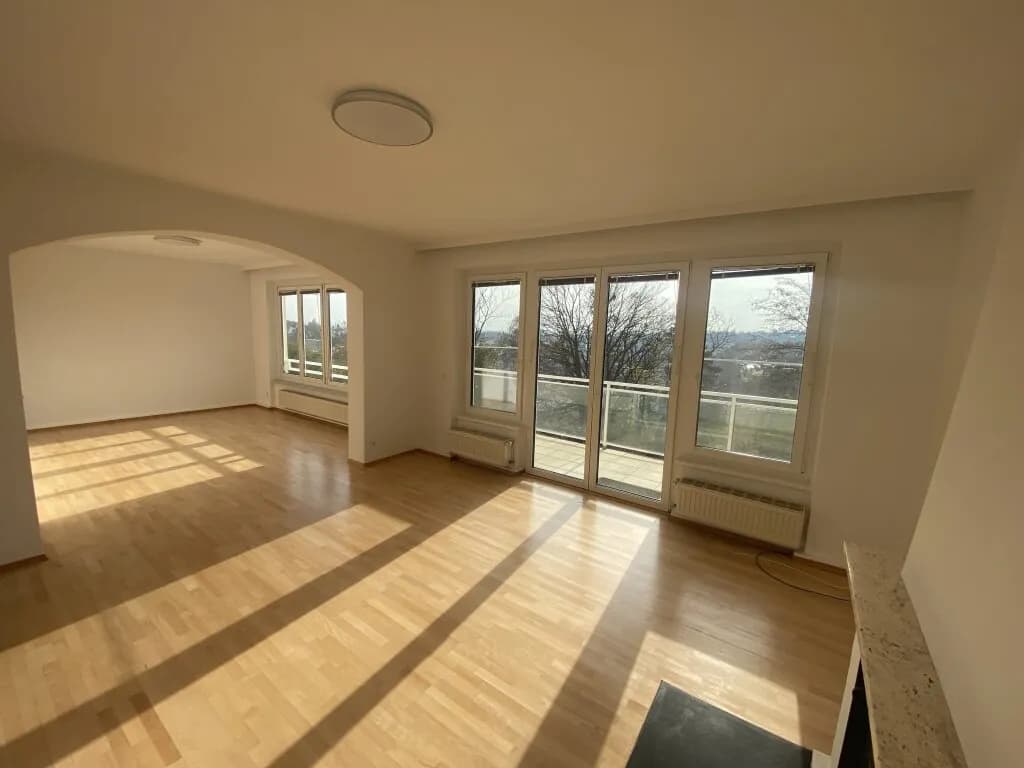 5-Zimmer-Wohnung mieten in Wien – 132,39 m², € 3.036
