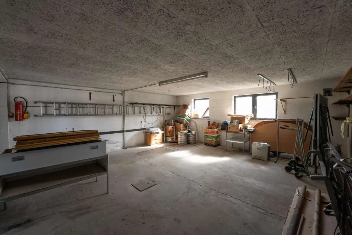13-Zimmer-Gewerbeimmobilie kaufen in Urfahr-Umgebung – 320 m², € 795.000 – Bild 41 von 51