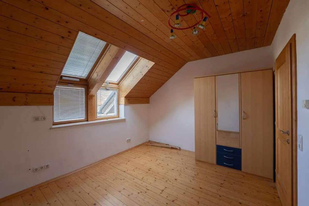 13-Zimmer-Gewerbeimmobilie kaufen in Urfahr-Umgebung – 320 m², € 795.000 – Bild 46 von 51