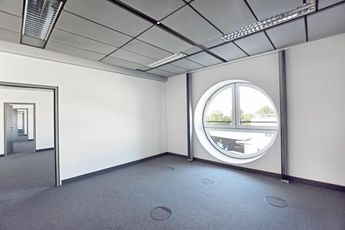 Gewerbeimmobilie mieten in Wien – 3 250 m², € 8 – Bild 3 von 14