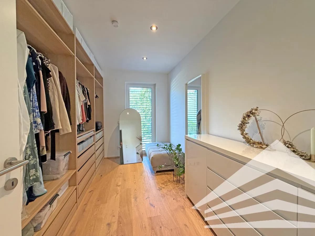 4-Zimmer-Wohnung mieten in Linz – 94,81 m², € 1.924 – Bild 10 von 17