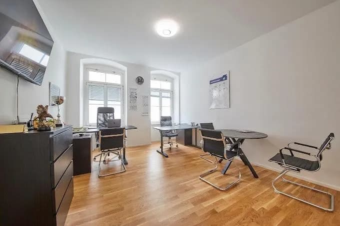 1-Zimmer-Gewerbeimmobilie mieten in Steyr – 42 m², € 416 – Bild 2 von 3