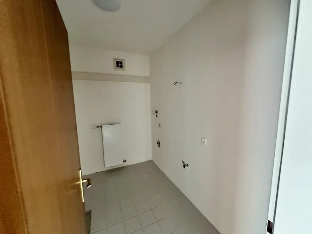 4-Zimmer-Gewerbeimmobilie mieten in Spittal an der Drau – 98 m², € 1.225 – Bild 7 von 8