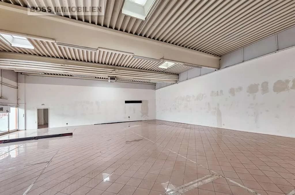 Gewerbeimmobilie mieten in Linz Land – 979 m², € 7.653 – Bild 2 von 14