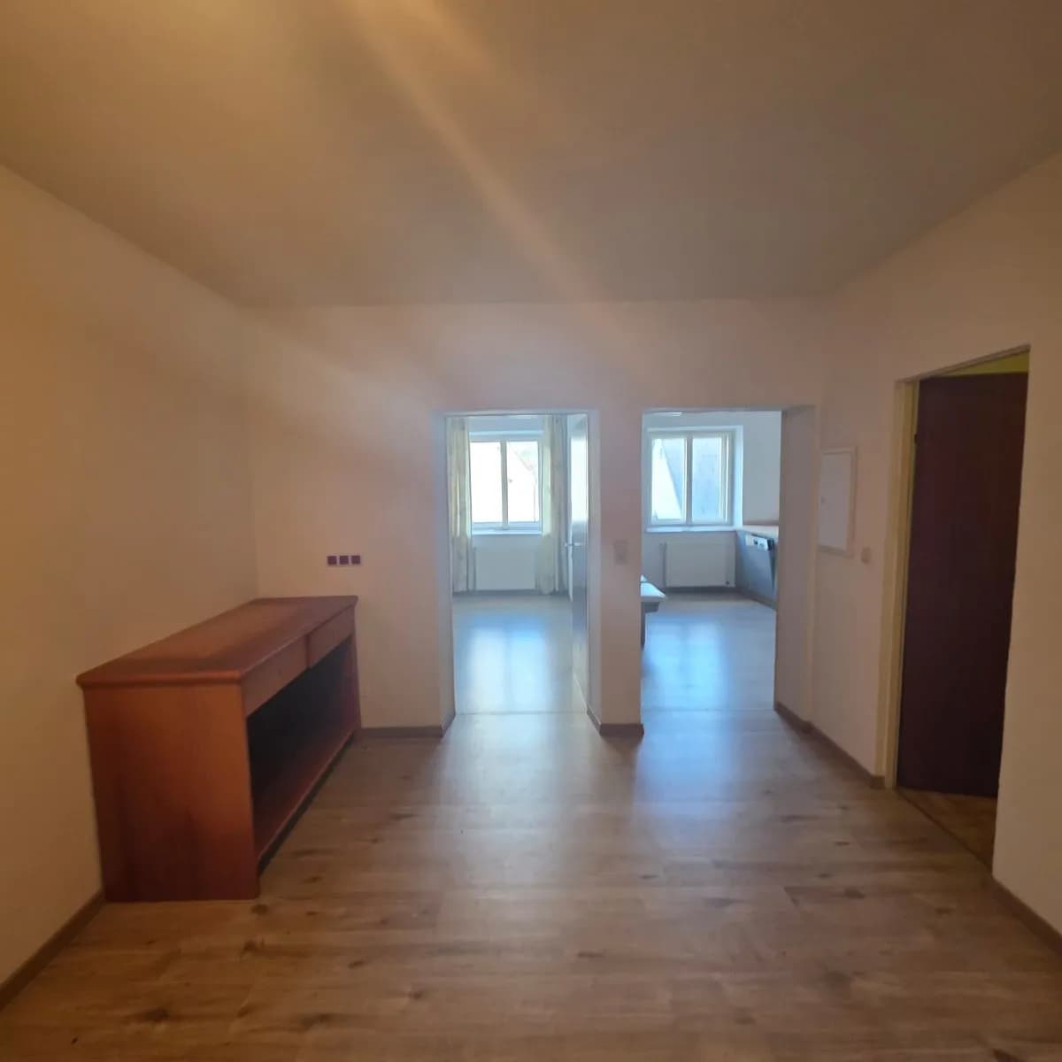 7-Zimmer-Wohnung mieten in Scheibbs – 110 m², € 1.300 – Bild 2 von 12