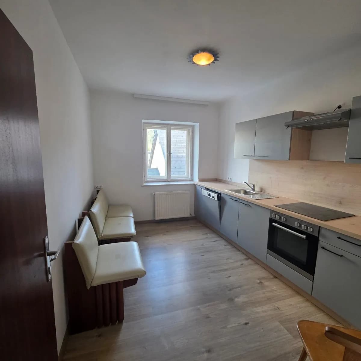 7-Zimmer-Wohnung mieten in Scheibbs – 110 m², € 1.300 – Bild 7 von 12