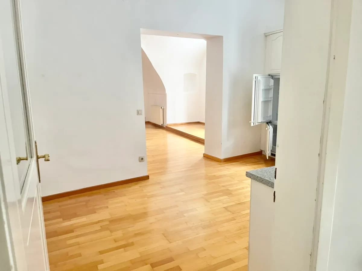 2-Zimmer-Wohnung mieten in Mödling – 74 m², € 951