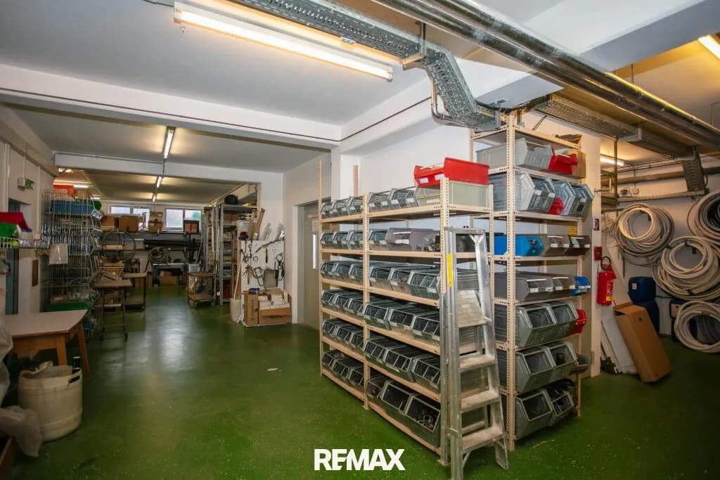 10-Zimmer-Haus kaufen in Krems Land – 210 m², € 1.590.000 – Bild 21 von 22