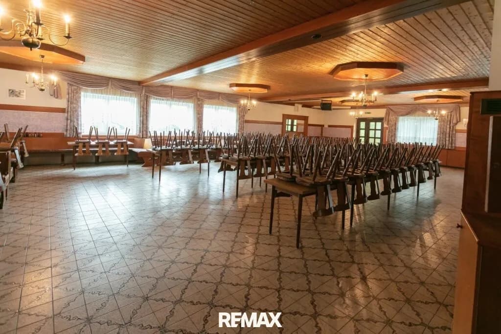 4-Zimmer-Gewerbeimmobilie kaufen in Zwettl – 1 m², € 230.000 – Bild 9 von 31