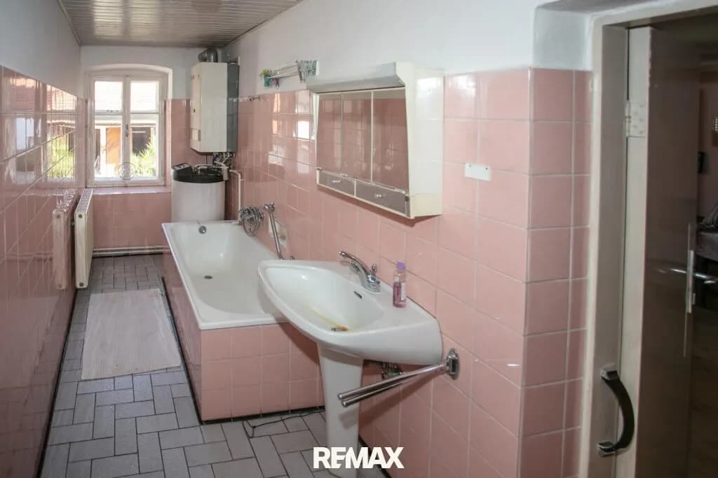 9-Zimmer-Gewerbeimmobilie kaufen in Krems Land – 300 m², € 490.000 – Bild 25 von 48