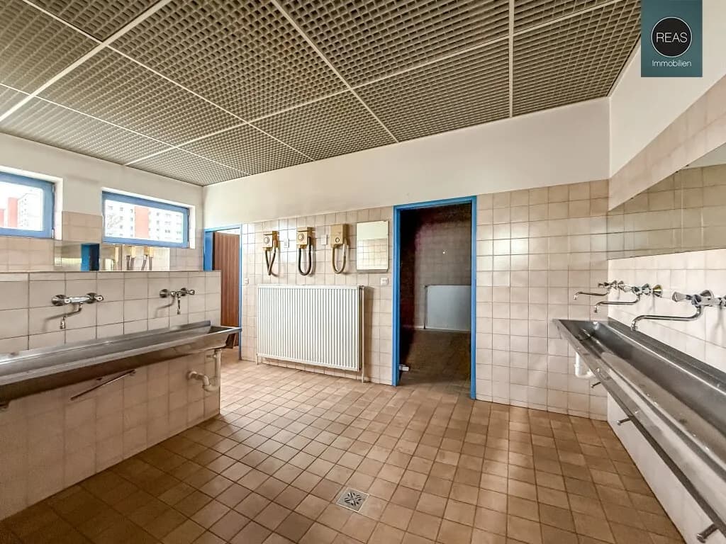 Gewerbeimmobilie mieten in Wien – 2 000 m², € 9 – Bild 16 von 33