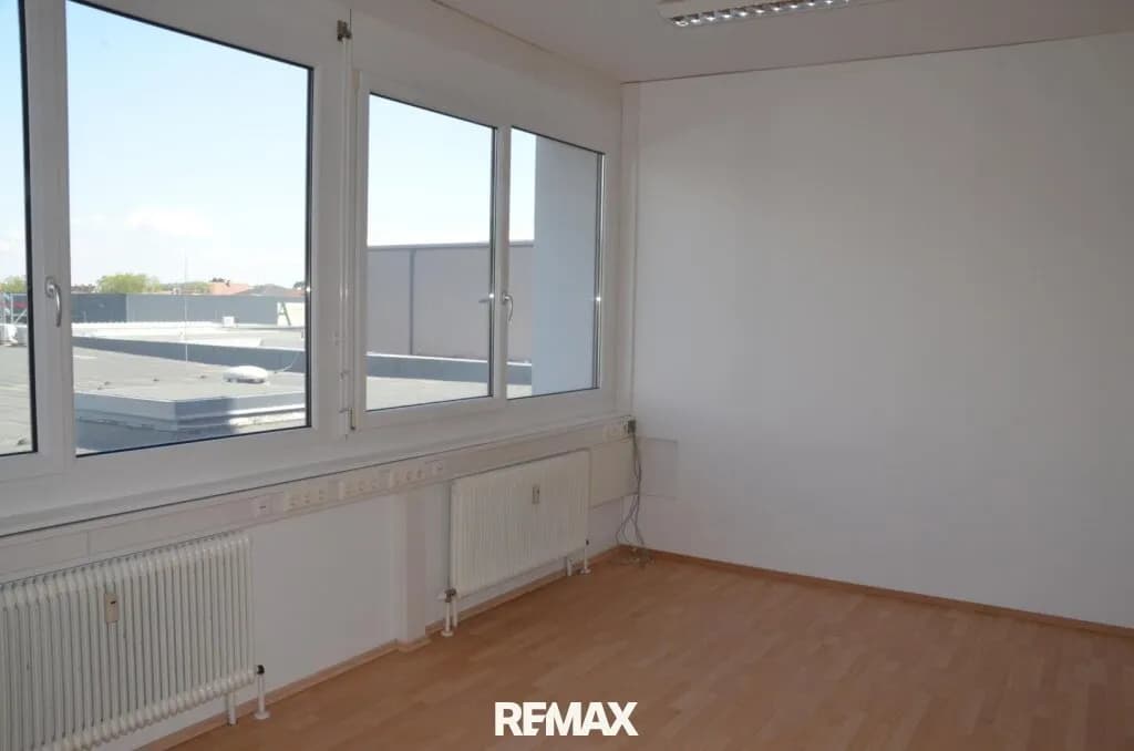 1-Zimmer-Gewerbeimmobilie mieten in Krems an der Donau – 23 m², € 410 – Bild 3 von 8