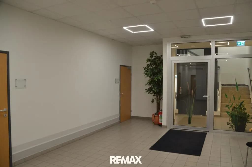 1-Zimmer-Gewerbeimmobilie mieten in Krems an der Donau – 23 m², € 410 – Bild 4 von 8
