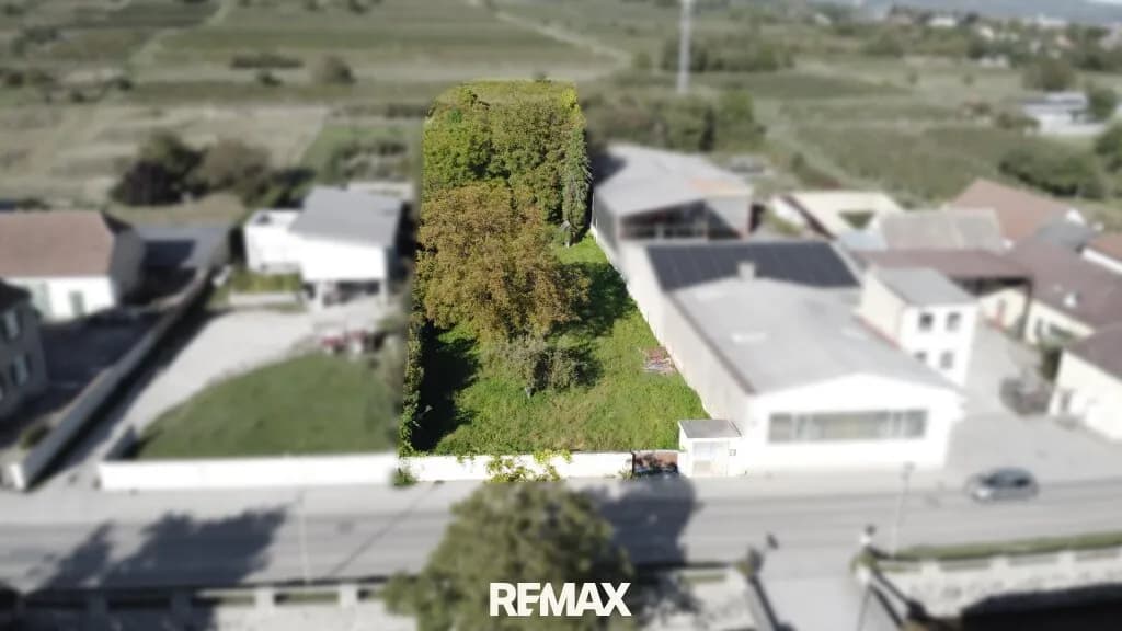 Grundstück kaufen in Krems Land – 1 567 m², € 227.000