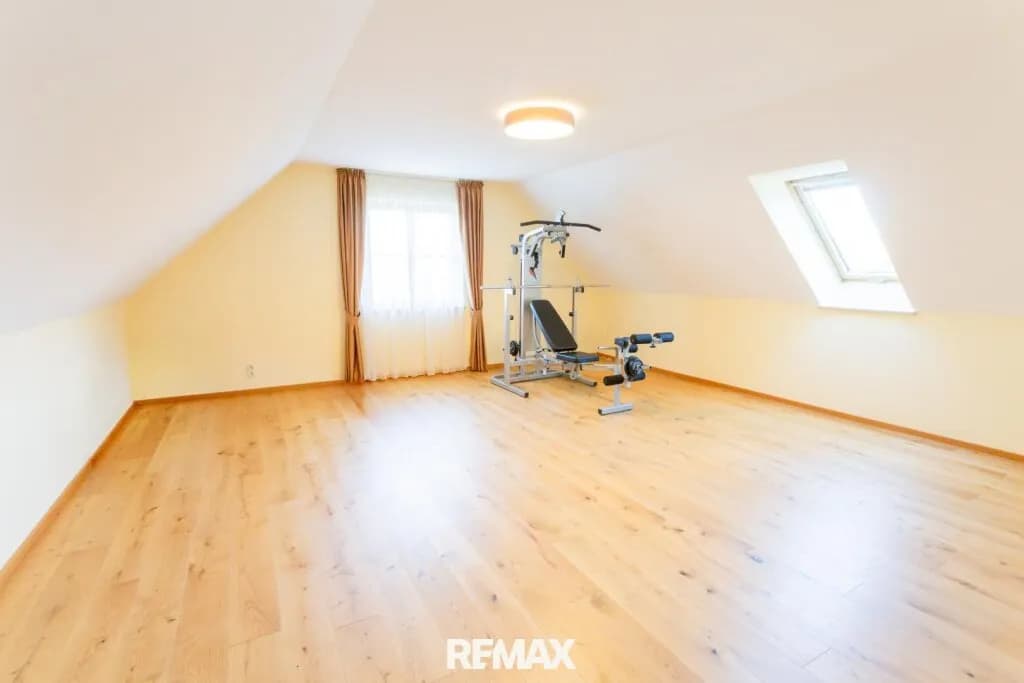 5-Zimmer-Haus kaufen in Krems an der Donau – 254 m², € 698.000 – Bild 24 von 33