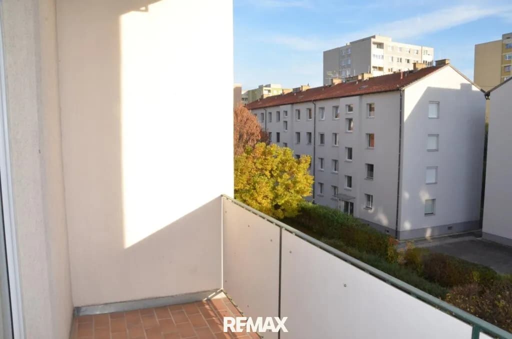 2-Zimmer-Wohnung mieten in Krems an der Donau – 73,53 m², € 768 – Bild 3 von 8