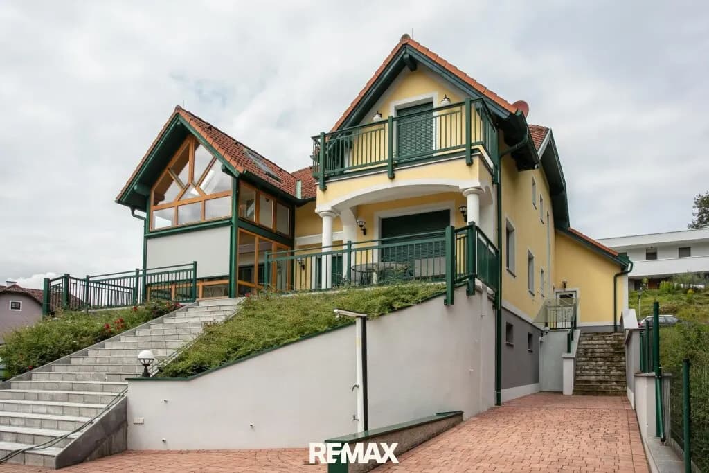 6-Zimmer-Haus kaufen in Krems Land – 237 m², € 690.000 – Bild 3 von 54