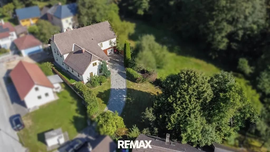 6-Zimmer-Haus kaufen in Waidhofen an der Thaya – 171 m², € 190.000 – Bild 2 von 39