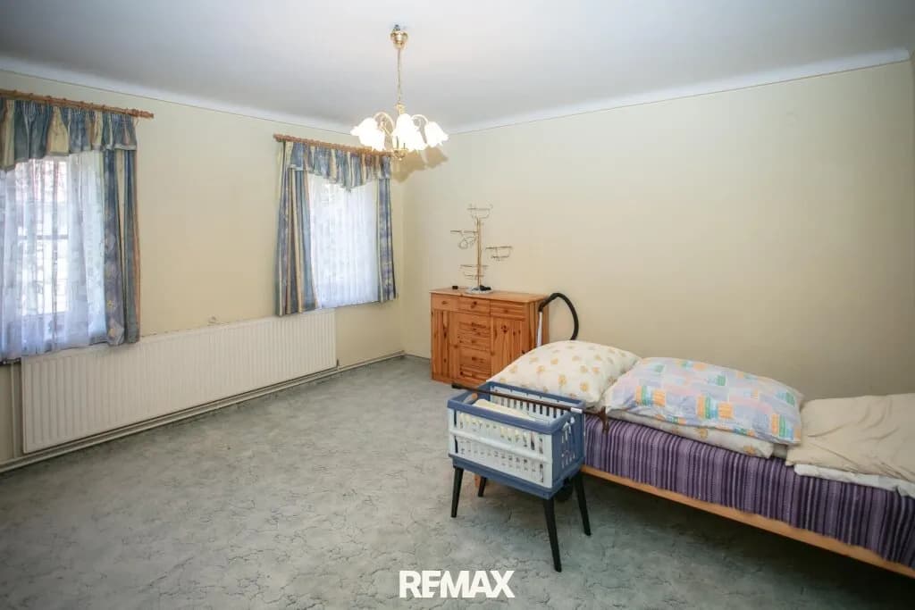 6-Zimmer-Haus kaufen in Waidhofen an der Thaya – 171 m², € 190.000 – Bild 30 von 39