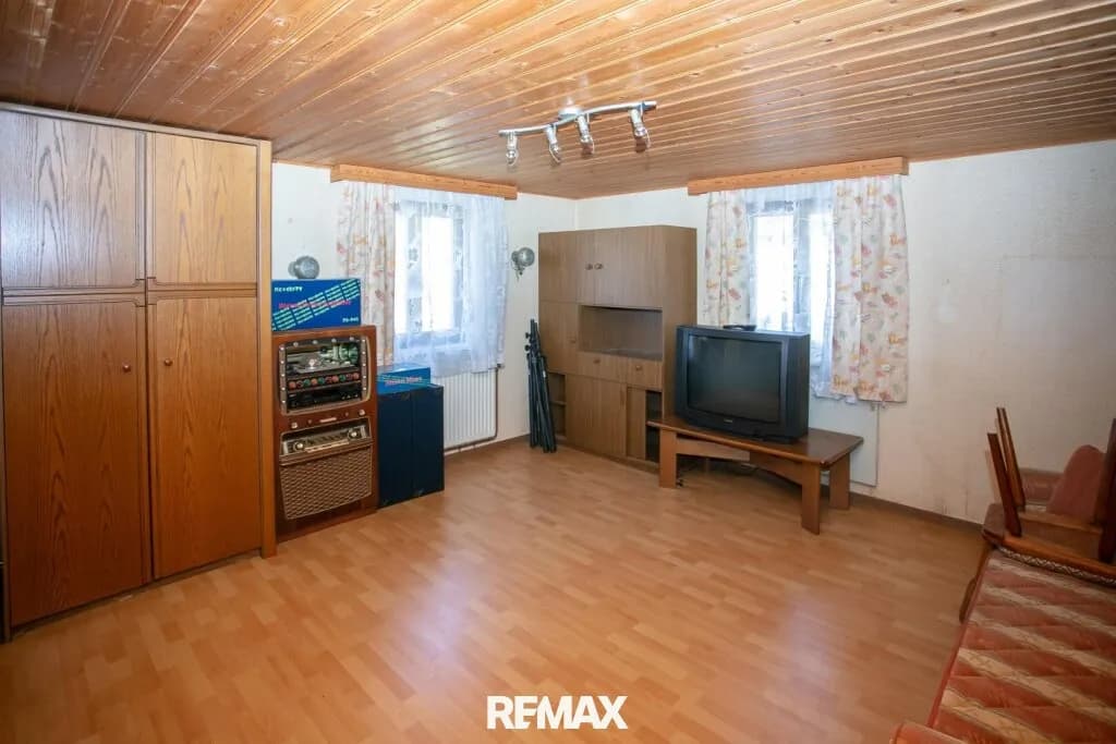 6-Zimmer-Haus kaufen in Waidhofen an der Thaya – 171 m², € 190.000 – Bild 32 von 39