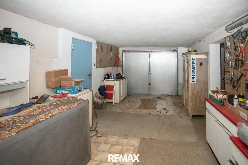 6-Zimmer-Haus kaufen in Waidhofen an der Thaya – 171 m², € 190.000 – Bild 37 von 39