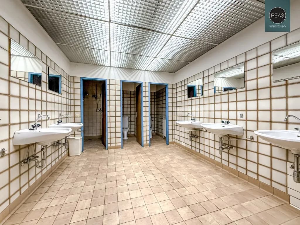 Gewerbeimmobilie mieten in Wien – 3 300 m², € 9 – Bild 15 von 37