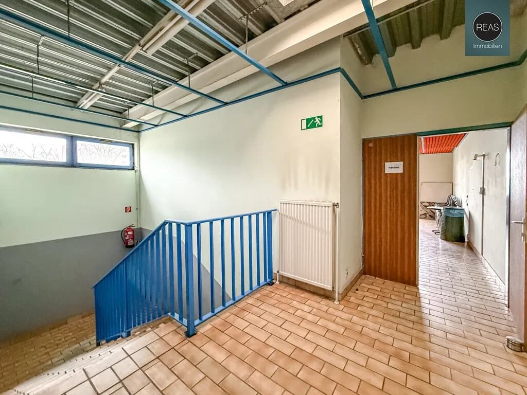 Gewerbeimmobilie mieten in Wien – 3 300 m², € 9 – Bild 17 von 37