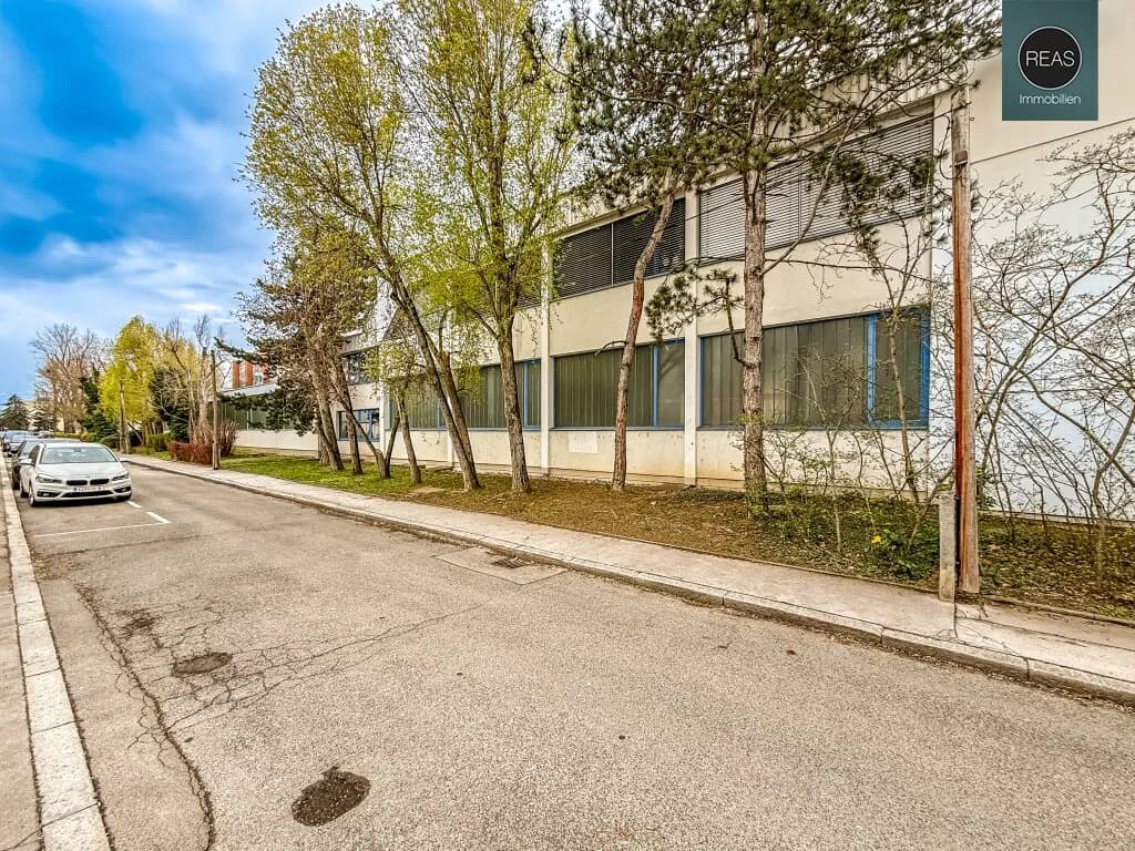 Gewerbeimmobilie mieten in Wien – 3 300 m², € 9 – Bild 30 von 37