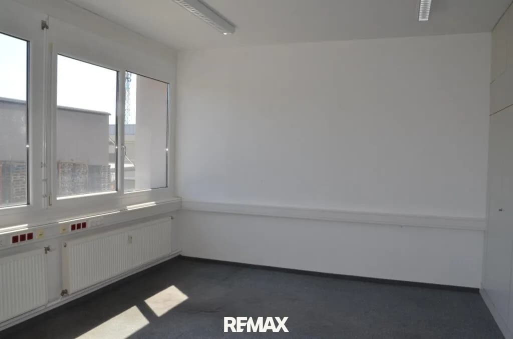 3-Zimmer-Gewerbeimmobilie mieten in Krems an der Donau – 70 m², € 1.068 – Bild 2 von 9
