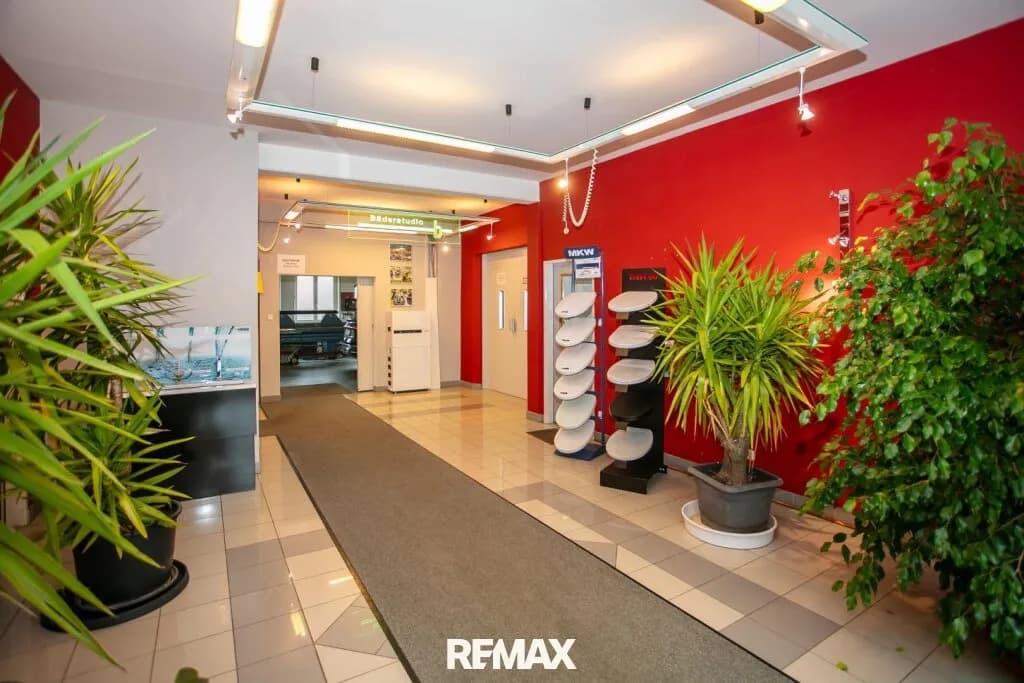 Immobilie mieten in Krems Land – 1 300 m², € 4.400 – Bild 4 von 22