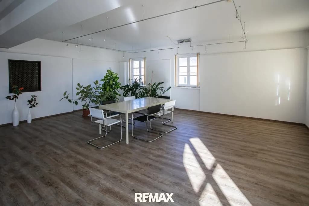 Immobilie mieten in Krems Land – 1 300 m², € 4.400 – Bild 9 von 22