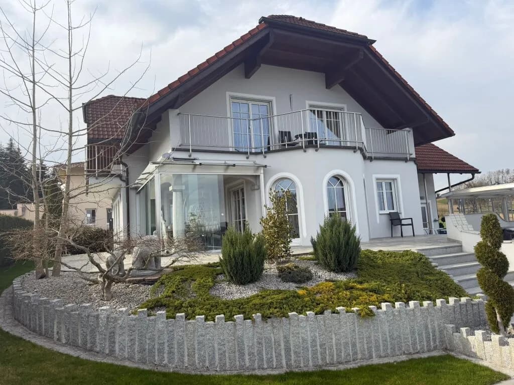Haus kaufen in Linz Land – 213 m², € 849.000