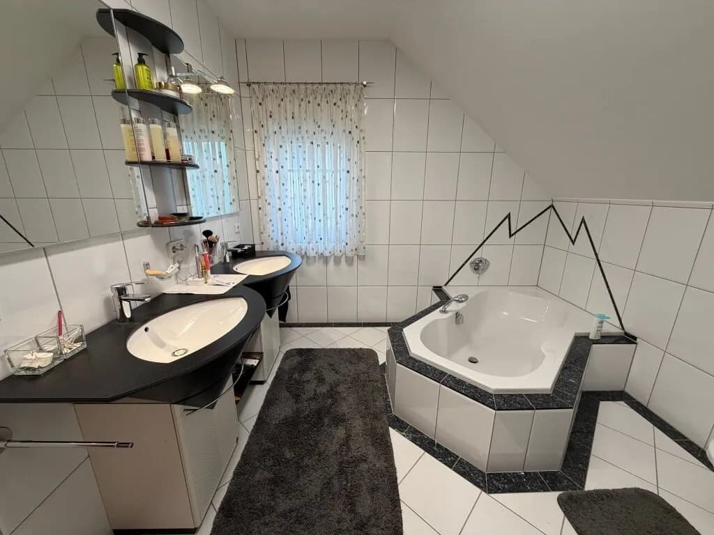 Haus kaufen in Linz Land – 213 m², € 849.000 – Bild 22 von 26