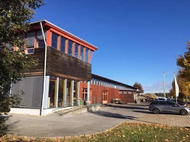 Gewerbeimmobilie mieten in Südoststeiermark – 228 m², € 4 – Bild 2 von 5