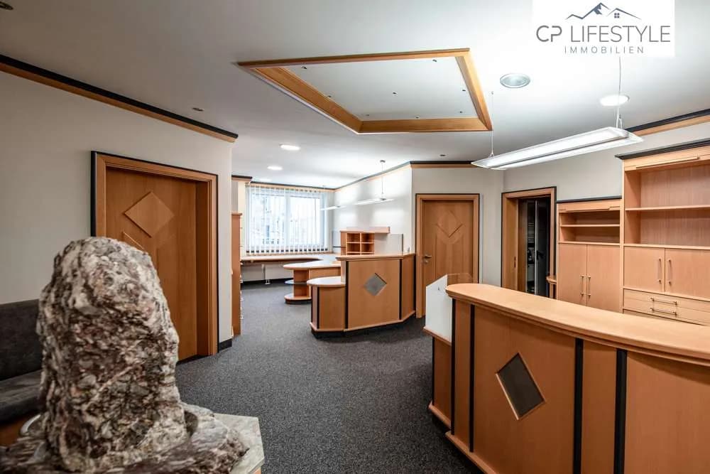 Gewerbeimmobilie mieten in Kitzbühel – 173 m², € 3.811
