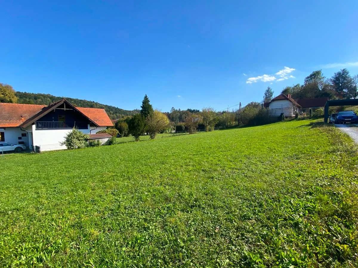 Grundstück kaufen in Graz – 1 361 m², € 520.000 – Bild 2 von 4