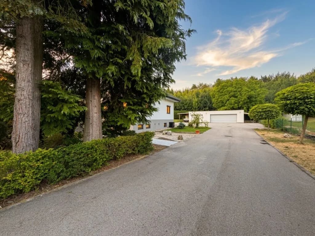6-Zimmer-Haus kaufen in Gmunden – 130 m², € 1.080.000 – Bild 2 von 32