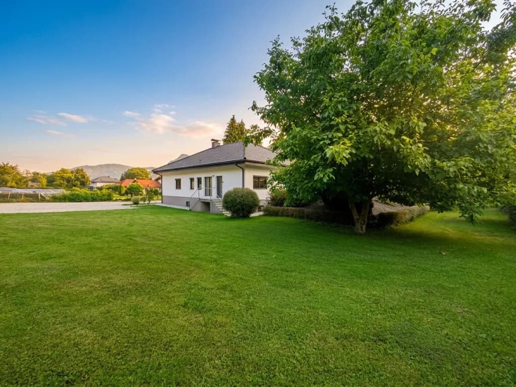6-Zimmer-Haus kaufen in Gmunden – 130 m², € 1.080.000 – Bild 4 von 32