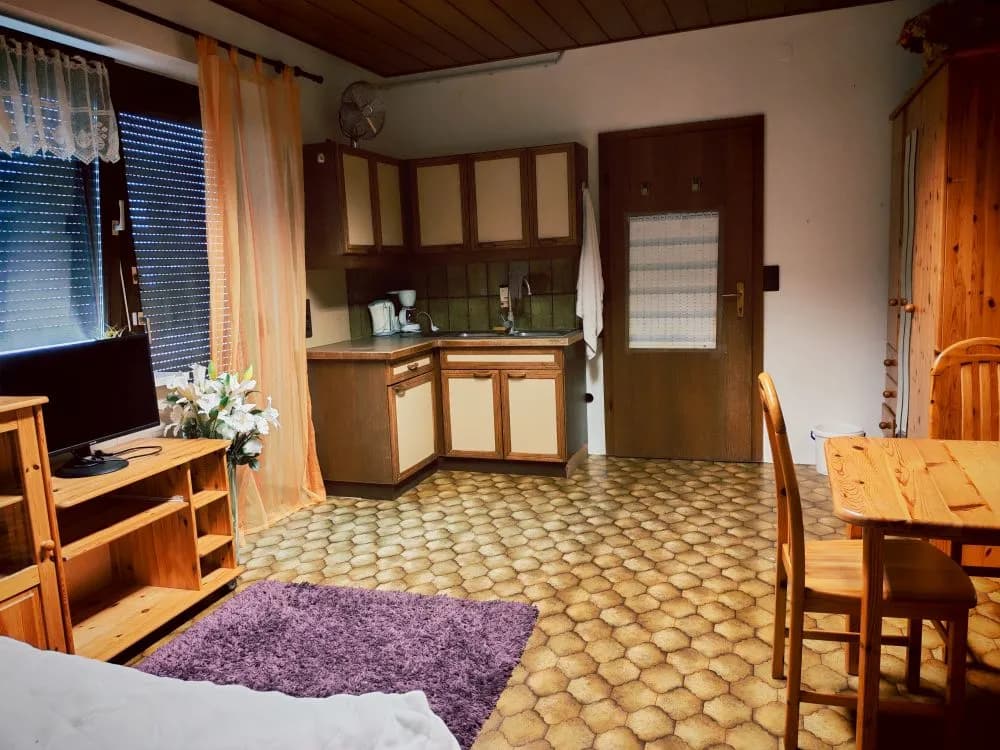 6-Zimmer-Haus mieten in Neunkirchen – 160 m², € 1.400 – Bild 23 von 36