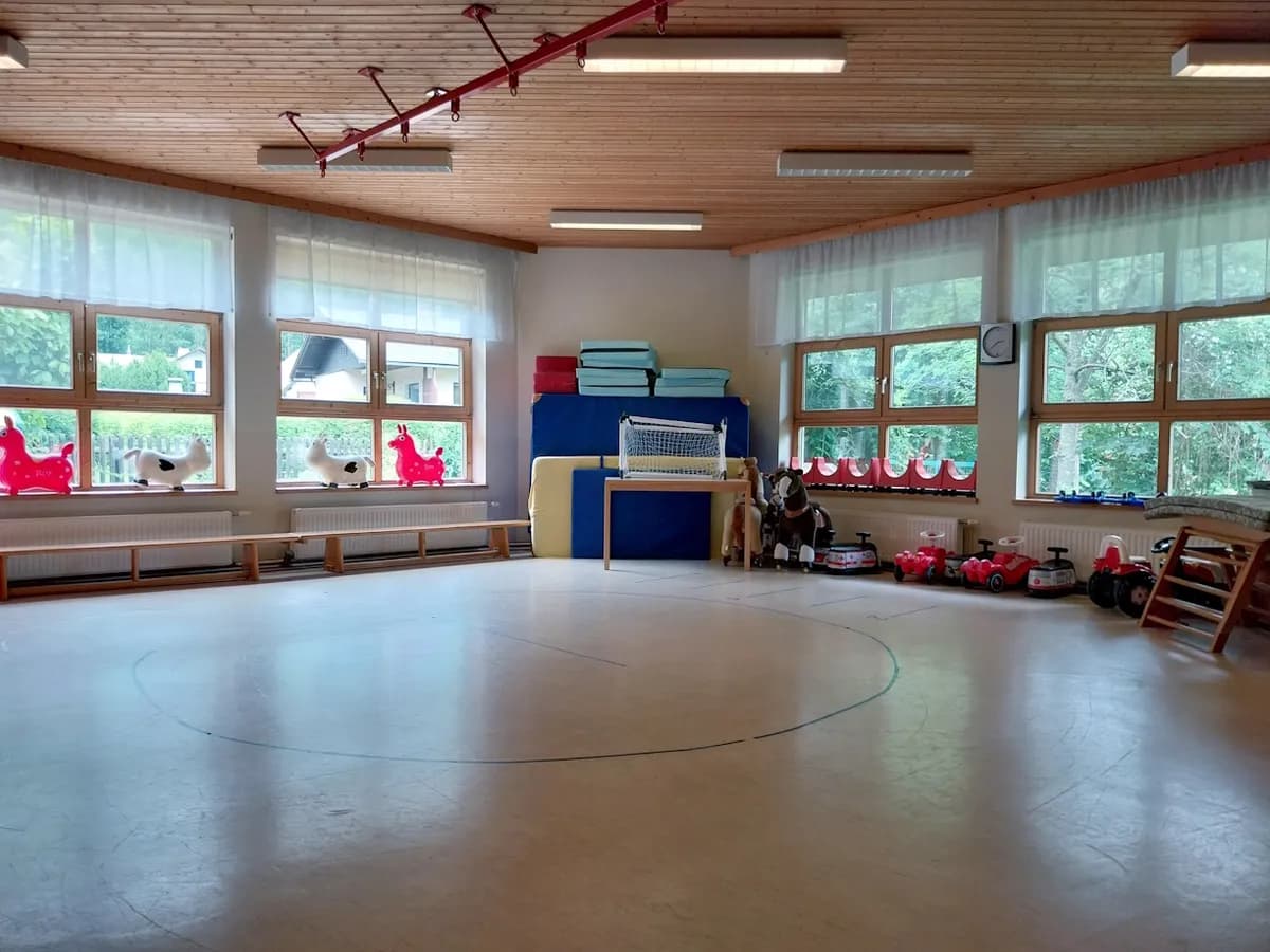 Immobilie kaufen in Neunkirchen – 293 m², € 370.000 – Bild 15 von 15