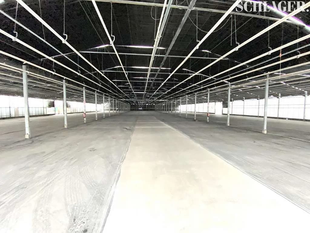 Gewerbeimmobilie mieten in Graz – 30 000 m², € 225.000 – Bild 2 von 5
