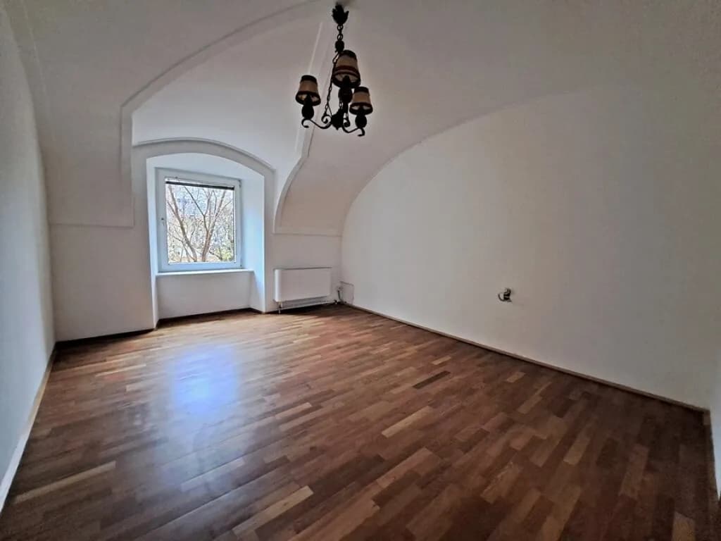 8-Zimmer-Wohnung kaufen in Baden – 354,82 m², € 930.000 – Bild 10 von 50