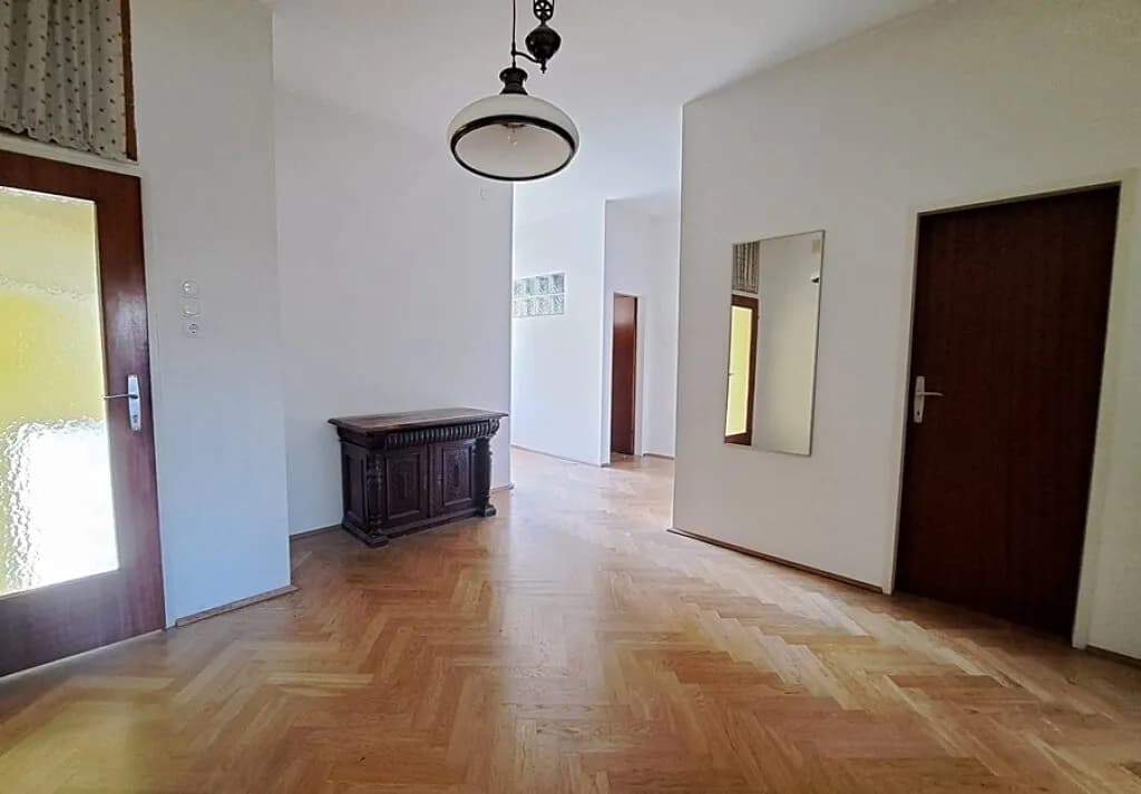 8-Zimmer-Wohnung kaufen in Baden – 354,82 m², € 930.000 – Bild 40 von 50