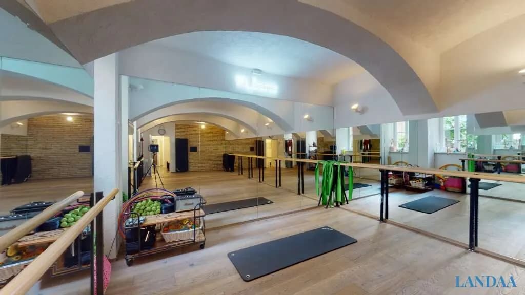 1-Zimmer-Immobilie mieten in Wien – 53 m², € 1.462